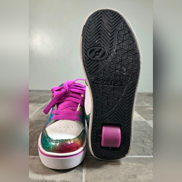 HEELYS MOTION PLUS SHOES. - Picture 7 of 8